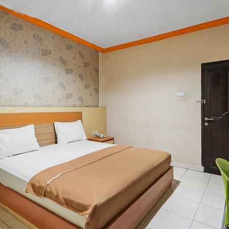 Collection O 93163 Hotel Grand Kartika Pare-Pare ภายนอก รูปภาพ