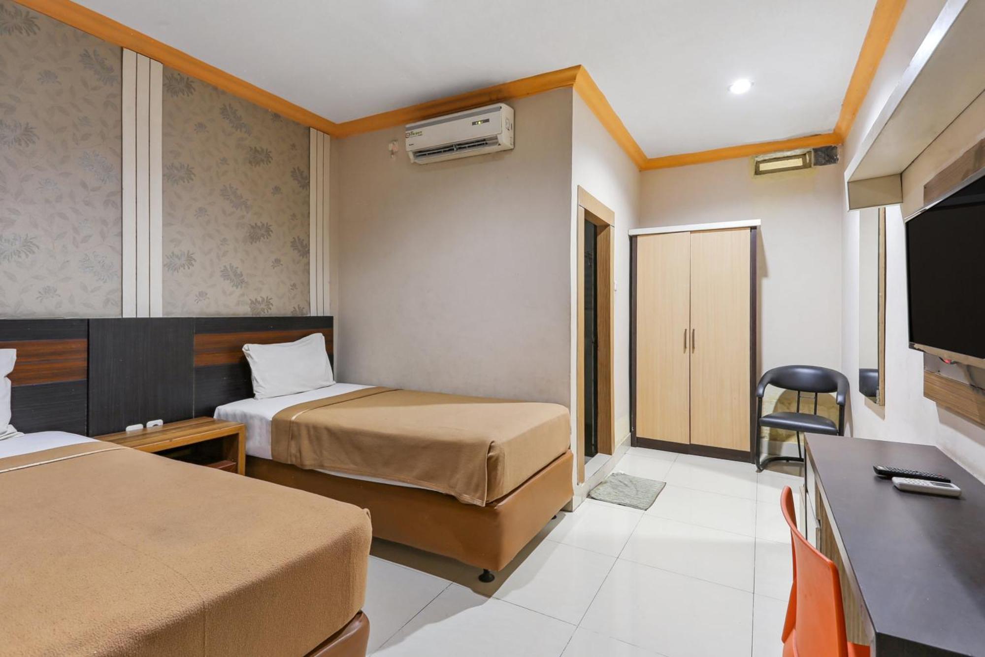Collection O 93163 Hotel Grand Kartika Pare-Pare ภายนอก รูปภาพ