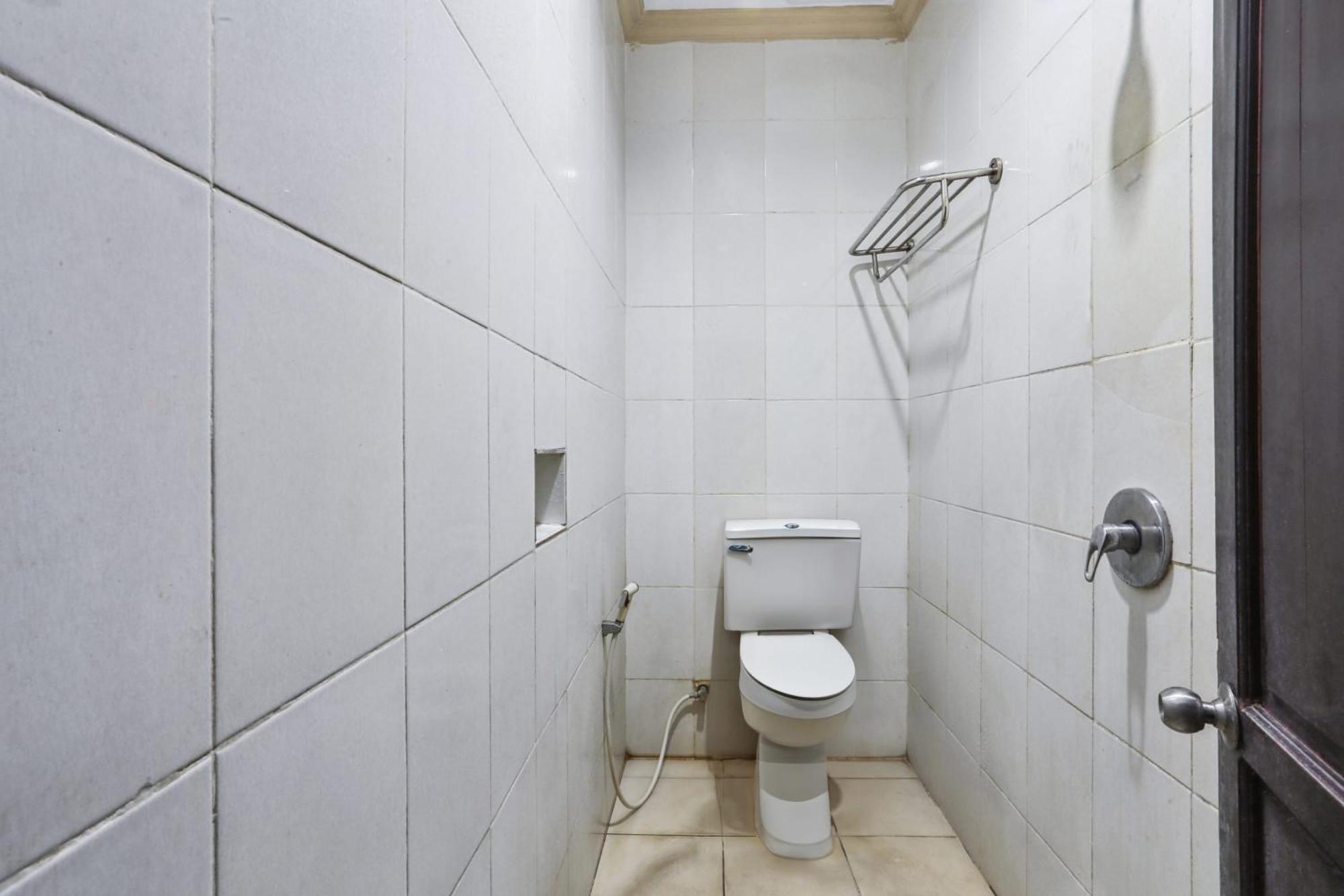 Collection O 93163 Hotel Grand Kartika Pare-Pare ภายนอก รูปภาพ