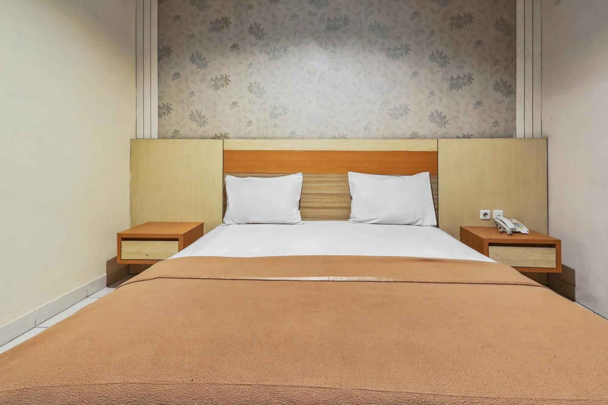 Collection O 93163 Hotel Grand Kartika Pare-Pare ภายนอก รูปภาพ