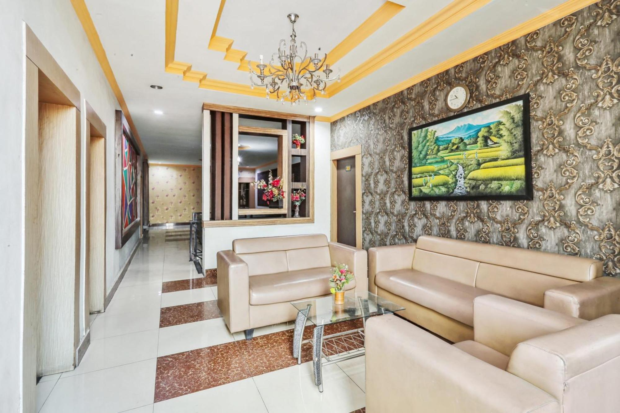 Collection O 93163 Hotel Grand Kartika Pare-Pare ภายนอก รูปภาพ