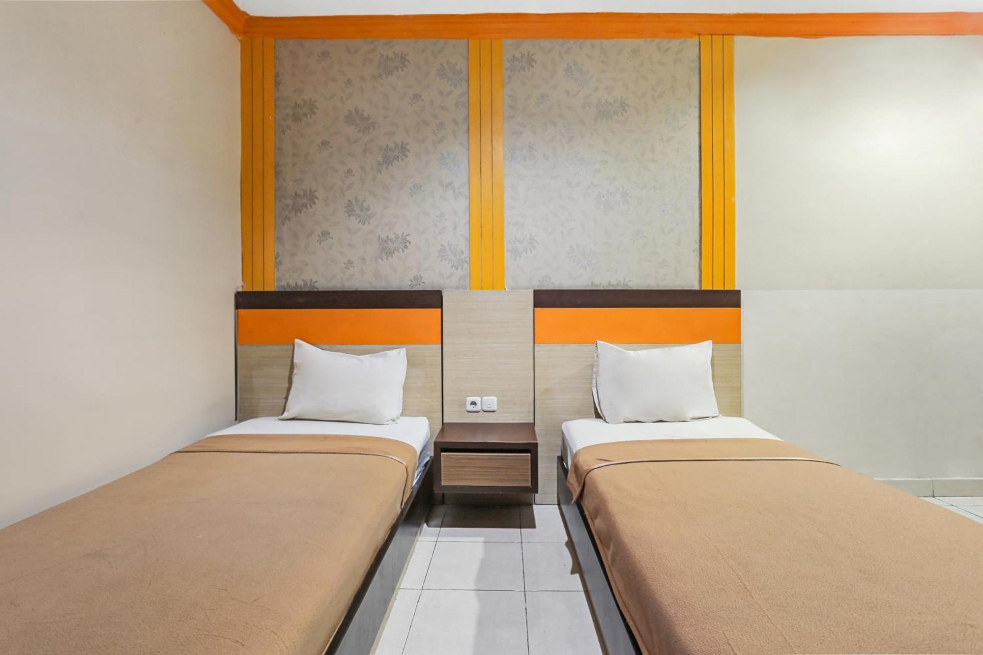 Collection O 93163 Hotel Grand Kartika Pare-Pare ภายนอก รูปภาพ